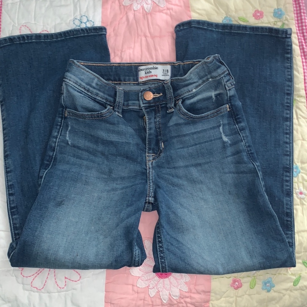 Abercrombie Kids High-Rise Wide Leg Denim Stretch jean Size 7/8 like new